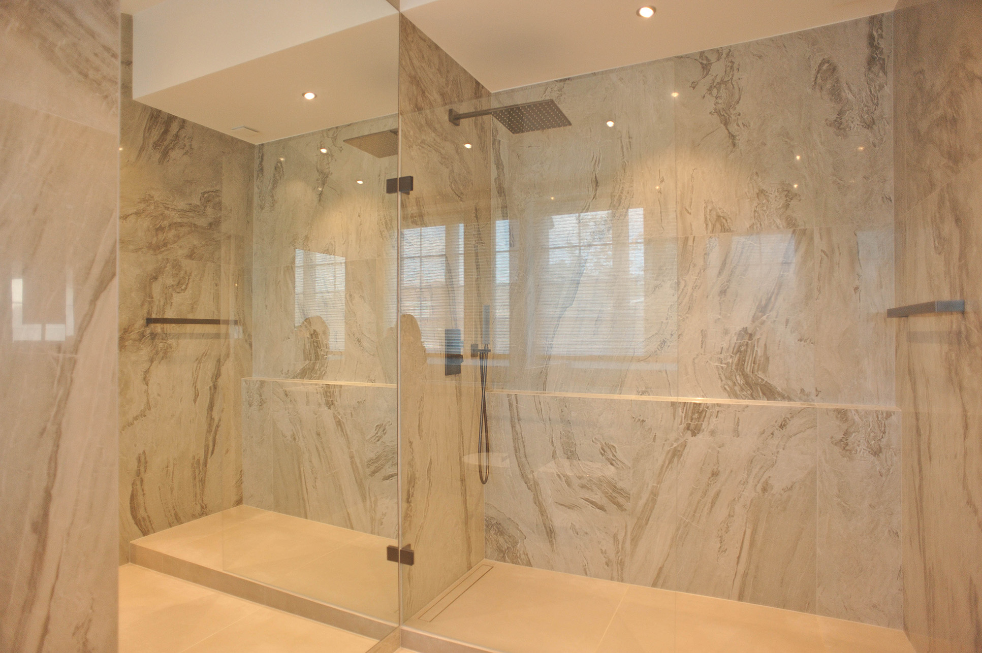 House in Vandoeuvres Bathroom